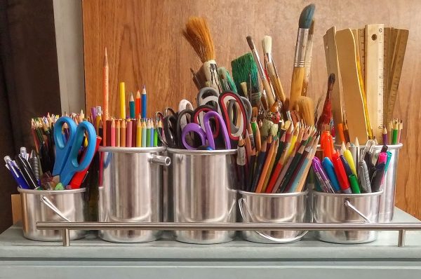 With the First Day of School looming, teachers are busy setting up classrooms. To help, here are The Top 10 Teacher Discounts available for Back to School:.